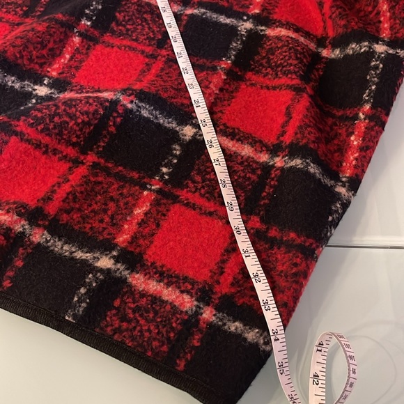 NWOT- Winter Wool Large Shawl - Picture 6 of 6